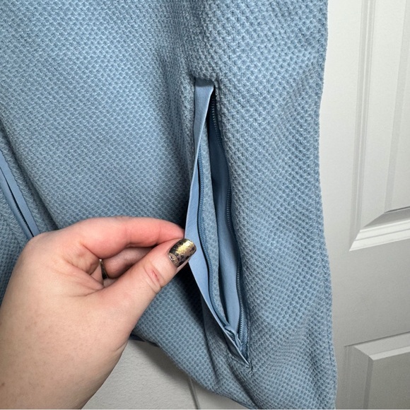 NWT Southern Tide Boy’s Youth Hucksley Vest Size XL Blue Outdoors Pockets Spring - Picture 5 of 12